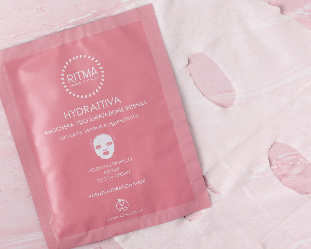 Cos’è e come si utilizza una maschera viso in tessuto idratante: guida completa